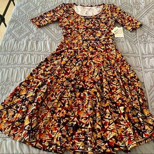 NWT LuLaRoe Nicole Dress Size M
